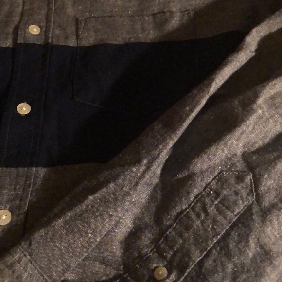 Classic casual button down - Picture 2 of 2